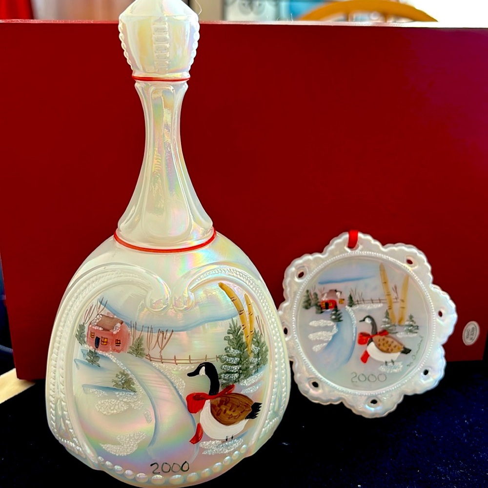 Fenton Art Glass 2000 Ltd. Edition 7" Christmas Bell.  white opal iridized